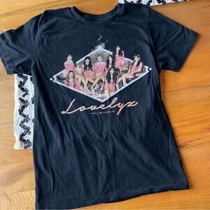 Hashtag LOVELYZ kpop Korean girl group graphic tee shirt womens size small S